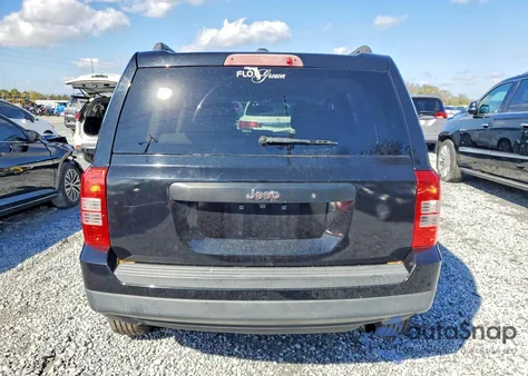 2016 Jeep Patriot Sport z USA, uszkodzony, nr VIN 1C4NJPBA9GD678248